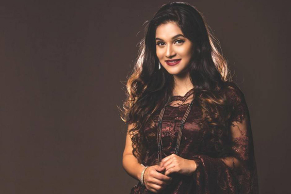 রেডিওতে অভিষেক মিথিলার
