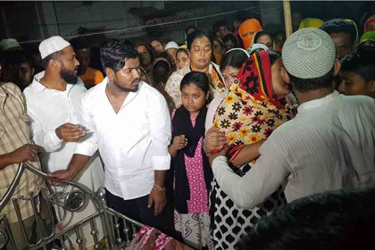 নেপালে বিমান বিধ্বস্ত; শাহিন ব্যাপারীর দাফন সম্পন্ন