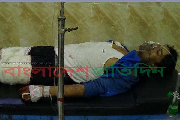 নাটোরে সন্ত্রাসীদের ধারালো অস্ত্রের আঘাতে যুবক নিহত