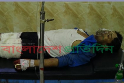 নাটোরে সন্ত্রাসীদের ধারালো অস্ত্রের আঘাতে যুবক নিহত