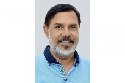 বৈঠক করার সময় বিএনপির কেন্দ্রীয় নেতা শিশির আটক
