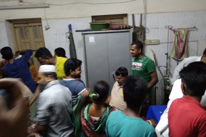 পাবনায় ঝড়ো হাওয়া ও শিলা বৃষ্টিতে আহত অর্ধশতাধিক