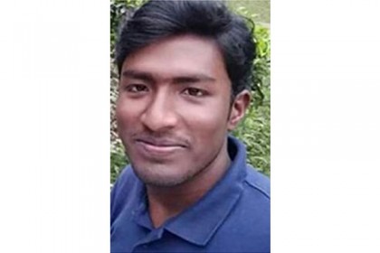 ভালুকায় বিস্ফোরণ; নিহত হাফিজুরের বাড়িতে শোকের মাতম