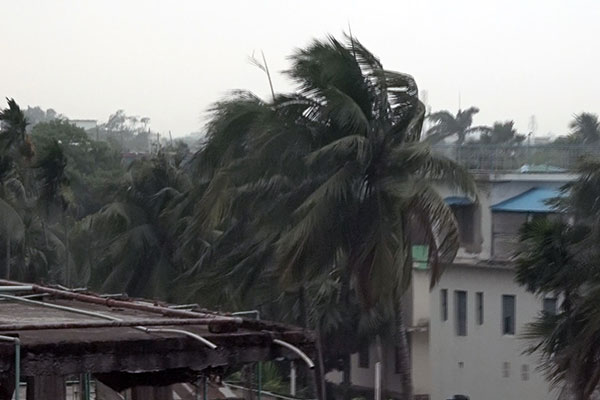 গভীর সমুদ্রে লঘুচাপ, বরিশালে আরো ঝড়ো বৃষ্টির আশঙ্কা 