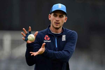 ওয়ার্নারের পরিবর্তে হায়দ্রাবাদে হেলস