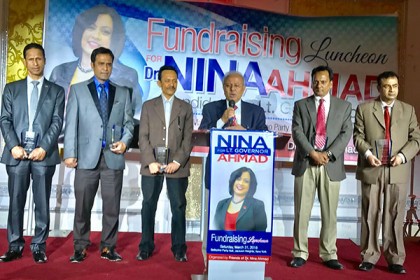 ড. নীনাকে সমর্থন দিলেন 'কমিউনিটি হিরো' অ্যাওয়ার্ডপ্রাপ্তরা
