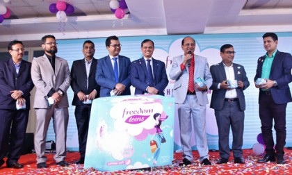 ফ্রিডম স্যানিটারি ন্যাপকিনের “ফ্রিডম টিনস্” এর মোড়ক উন্মোচন