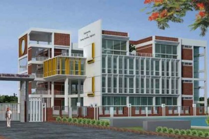 ছাত্রলীগের হামলায় নতুন ভবনে ঢুকতেই পারলো না শিক্ষার্থীরা