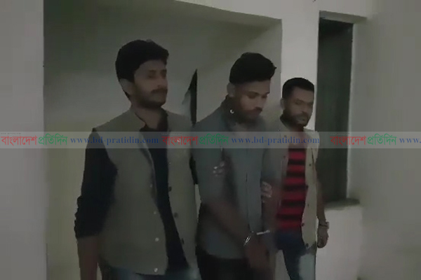 নরসিংদীতে এইচএসসি পরীক্ষার প্রশ্নপত্র ফাঁসের অভিযোগে আটক ১