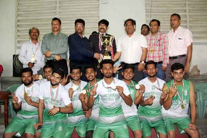 আন্তঃবিশ্ববিদ্যালয় বাস্কেটবলে চ্যাম্পিয়ন ইবি