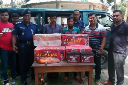 শৈলকুপায় আন্ত:জেলা চোর চক্রের দুই সদস্য গ্রেফতার