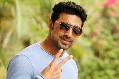 কেকেআর'কে চ্যাম্পিয়ন দেখতে চান দেব 