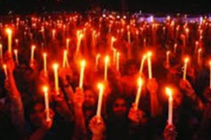 ধর্ষণের প্রতিবাদে মোমবাতি প্রজ্জলন শুক্রবার