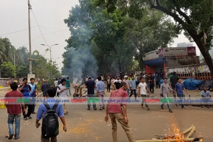 কোটা সংস্কারের দাবিতে ফের উত্তপ্ত পরিস্থিতি ঢাবিতে