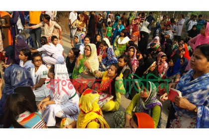 গাজীপুরে ভুল সেটের প্রশ্নে পরীক্ষা গ্রহণ, ক্ষুব্ধ পরীক্ষার্থীরা
