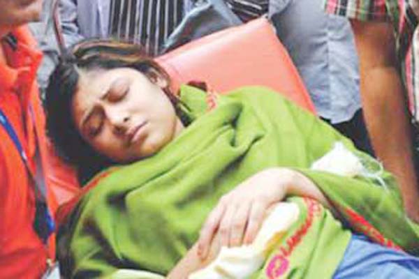 নেপালে বিমান বিধ্বস্ত; আজ বাড়ি ফিরবেন এ্যানী