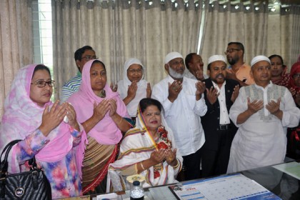 বরিশাল সিটিতে প্রথমবারের মতো মেয়রের দায়িত্বে নারী