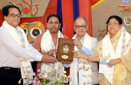 'নবীনবরণ কেবল উৎসব নয়, শিক্ষা দর্শনের গুরুত্বপূর্ণ অনুষঙ্গ'