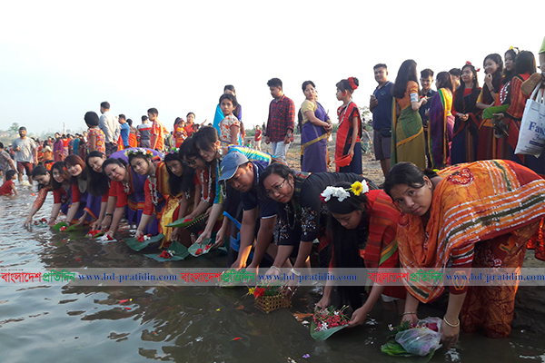 বৈসাবি আনন্দে উৎসবমুখর পাহাড়