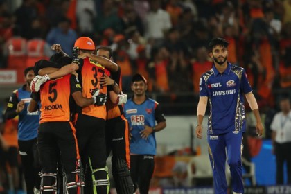 মুম্বাইয়ের বিরুদ্ধে সানরাইজার্স হায়দরাবাদের রুদ্ধশ্বাস জয়