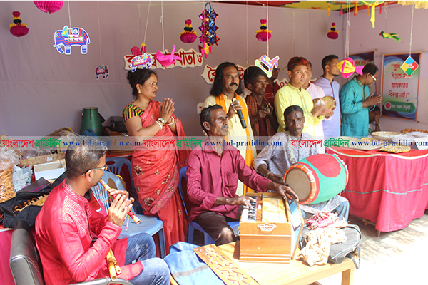 'রাজস্ব হালখাতা' উৎসবে একদিনেই ৮ কোটি টাকা আদায়
