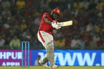 আইপিএলে গেইলের তাণ্ডব 