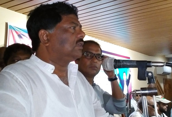 ভোট ও ভাতের অধিকার ফিরিয়ে দিন : দুলু
