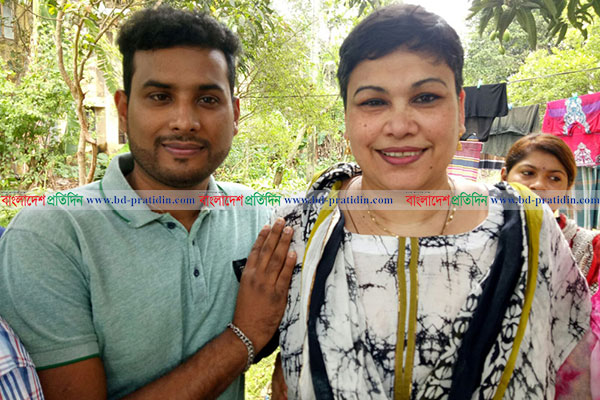 আমেরিকার শ্যারুন এখন ফরিদপুরের গৃহবধূ