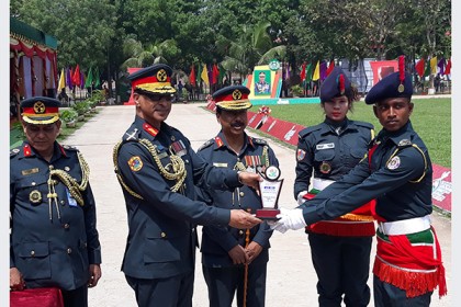 সাধারণ বন্দীদের একটা করে বালিশ দেয়া হবে: কারা মহাপরিদর্শক 

