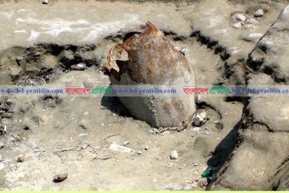 লক্ষ্মীপুরে পুকুর খনন করতে গিয়ে জাহাজের মাস্তুলের সন্ধান