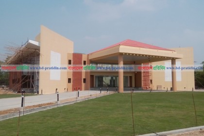 বিশ্বভারতী বিশ্ববিদ্যালয়ে শহীদ মিনার গড়ার প্রস্তাব