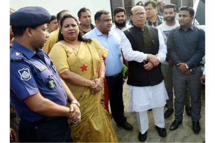 'বিএনপি ক্ষমতায় আসলে দেশে লুটপাট ও সন্ত্রাস বেড়ে যায়'