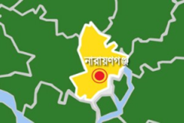 নারায়ণগঞ্জে ট্রাক উল্টে শ্রমিকের মৃত্যু