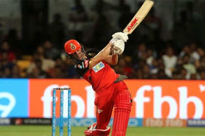 ডি ভিলিয়ার্সের ব্যাটিং তাণ্ডবে জয় পেল ব্যাঙ্গালুরু

