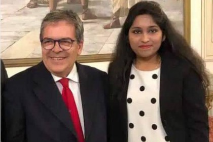 ইতালির কাতানিয়ায় নির্বাচিত সোনিয়া নওয়াব

