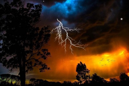 হবিগঞ্জে বজ্রপাতে ৩ জনের প্রাণহানি
