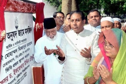 চবিতে নির্মিত হচ্ছে দৃষ্টিনন্দন মসজিদ