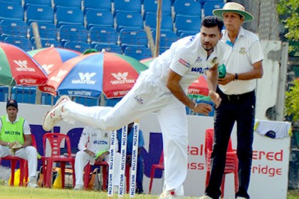 ফের সাদা পোশাকে মাঠে নামছেন মাশরাফি
