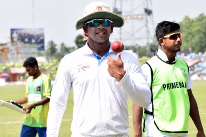 রাজ্জাকের ঘূর্ণিতে খুলনায় চাপে উত্তরাঞ্চল