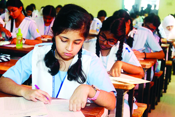 একাদশ ও দ্বাদশ শ্রেণির পড়াশোনা