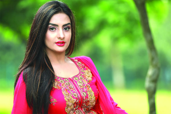 চুল ঝরার কারণ?