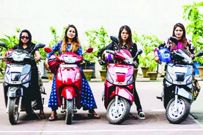 নারীদের নিয়ে রাইড শেয়ারিং চালু করল ‘ও ভাই’