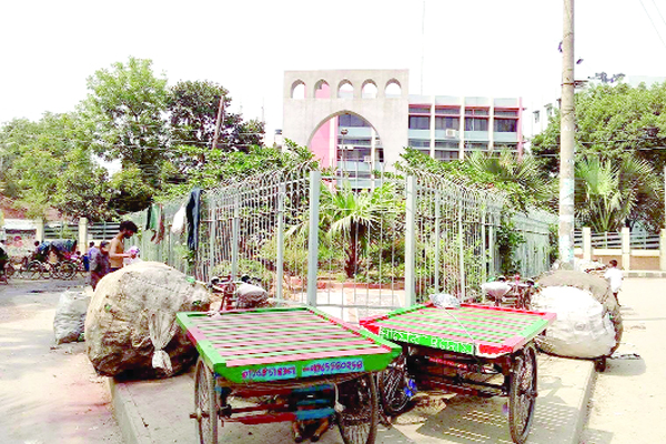 আড়াইশ বছরের পুরনো নিমতলী দেউড়ি