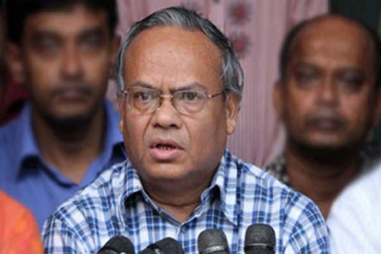 'সরকার খালেদা জিয়াকে তিলে তিলে কষ্ট দিচ্ছে'