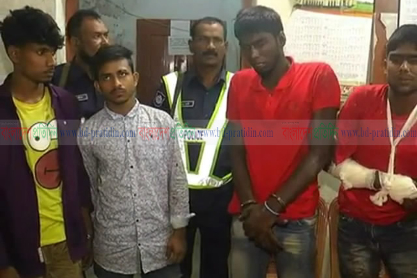 মাদারীপুরে যুবক হত্যা; শরীরে রক্ত দেখে খুনি সনাক্ত