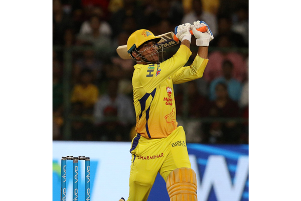 আইপিএলে সবার শীর্ষে ধোনি!