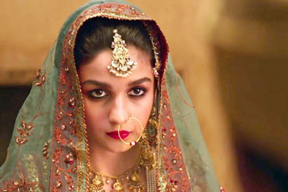 তরুণী থেকে দায়িত্বপরায়ণ মহিলায় পরিণত হয়েছি