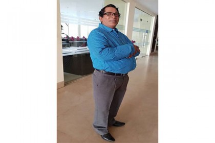 মোশাররফ করিমের এ কী অবস্থা!