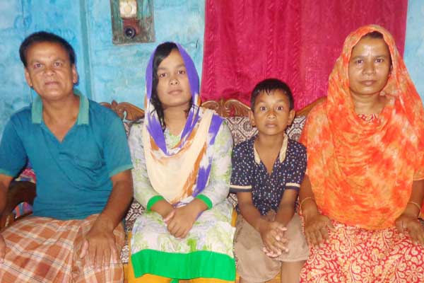 এসএসসি পরীক্ষায় বীরগঞ্জে সেরা জিন্নাতুন

