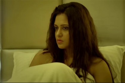 যে ট্রেলার নিয়ে ঝড় বইছে টলিপাড়ায় (ভিডিও)